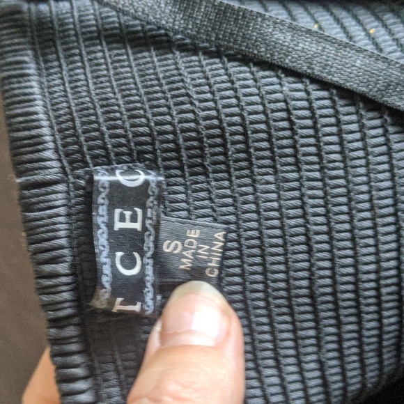 Gold sparkly crop top - Picture 5 of 5